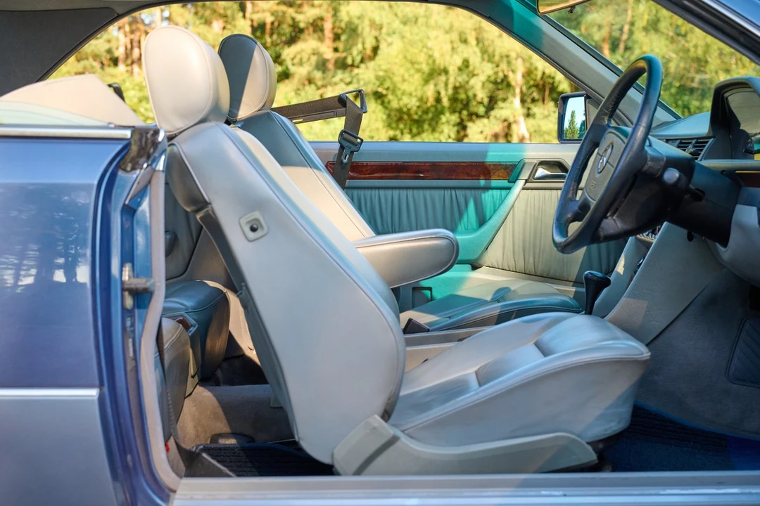 1992 Mercedes-Benz W124 E-Class - Image 23 of 30