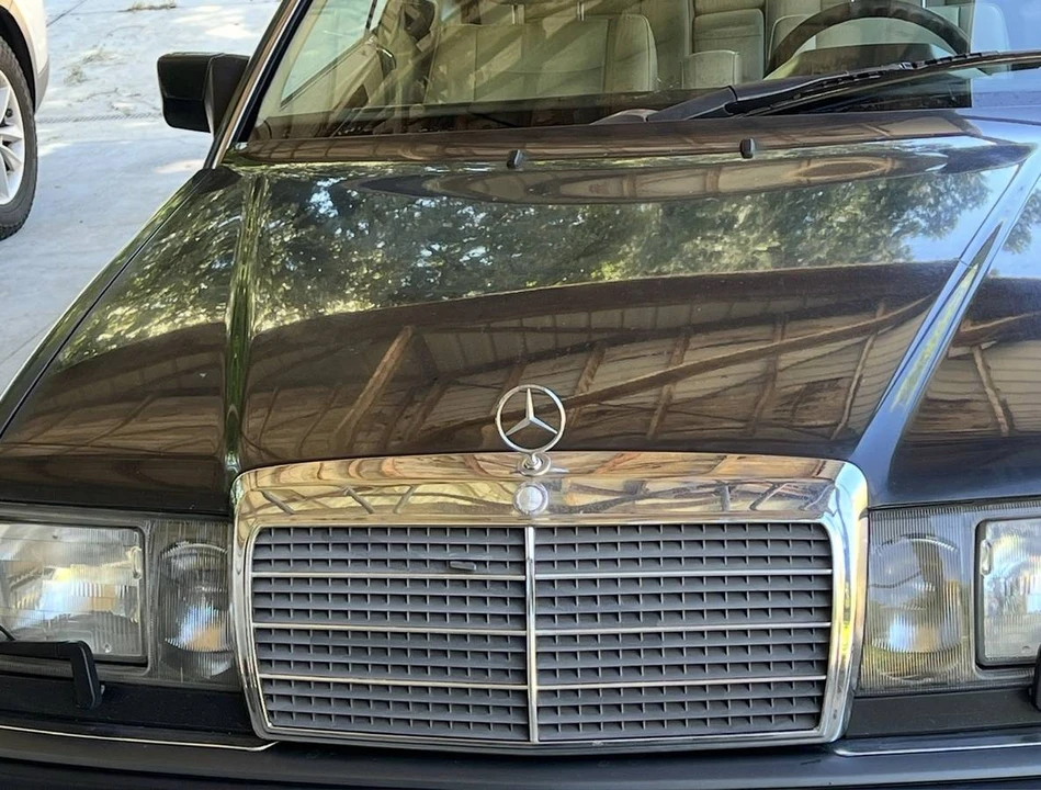1992 Mercedes-Benz W124 E-Class - Image 6 of 7