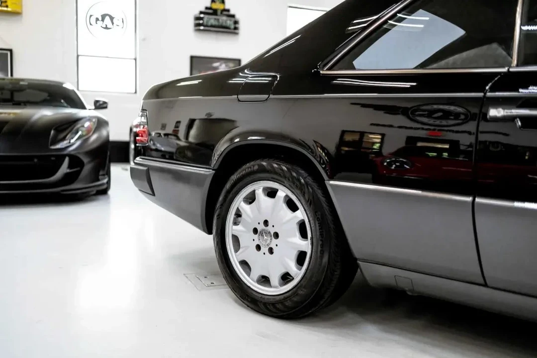 1992 Mercedes-Benz W124 E-Class - Image 6 of 21