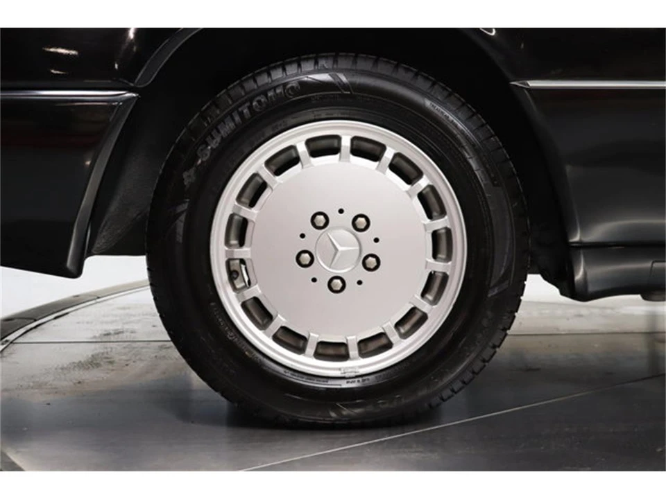 1992 Mercedes-Benz W124 E-Class - Image 27 of 31