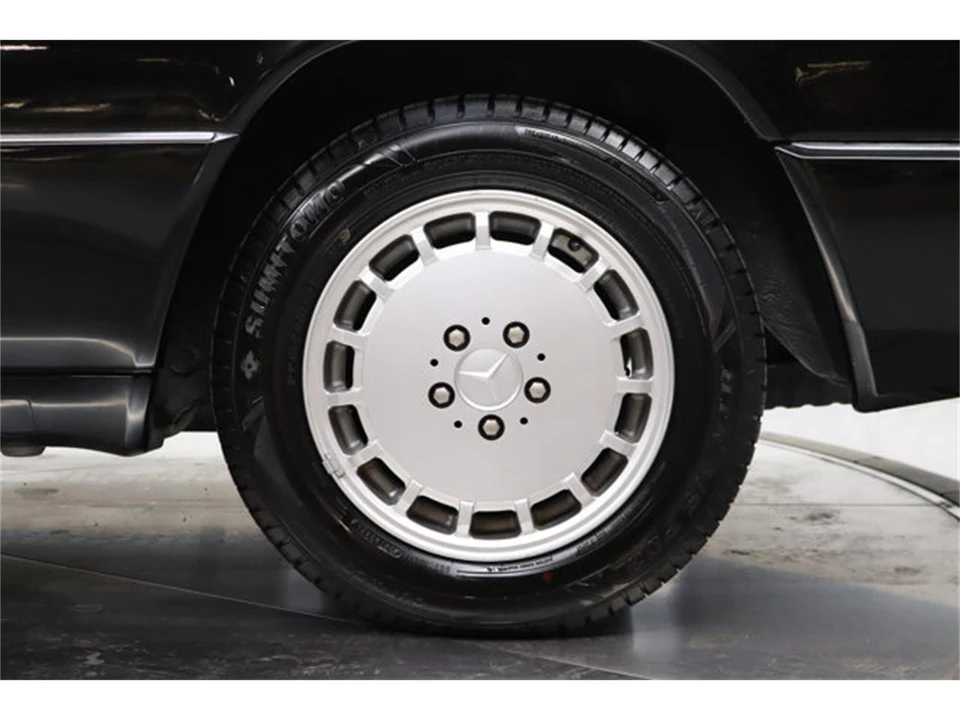 1992 Mercedes-Benz W124 E-Class - Image 28 of 31