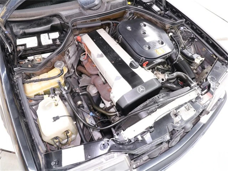 1992 Mercedes-Benz W124 E-Class - Image 21 of 31