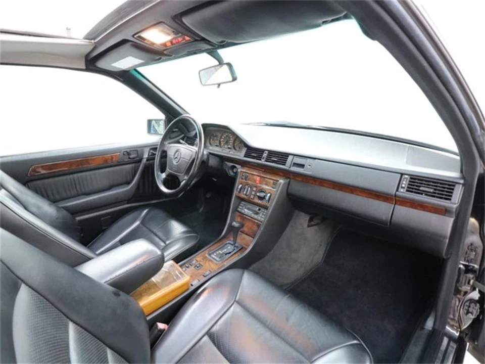 1992 Mercedes-Benz W124 E-Class - Image 15 of 31