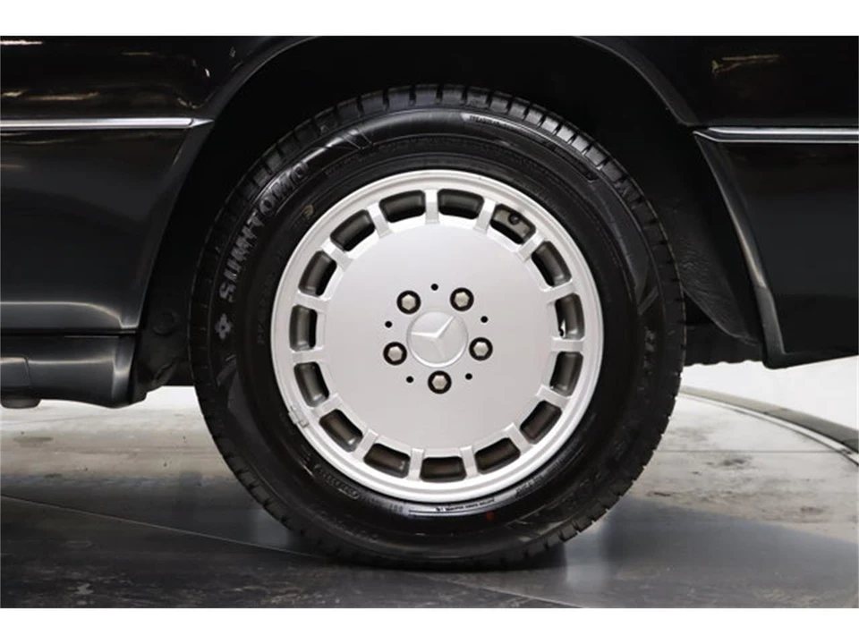 1992 Mercedes-Benz W124 E-Class - Image 28 of 31