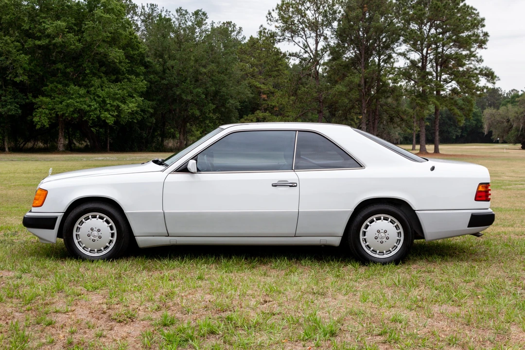 1992 Mercedes-Benz W124 E-Class - Image 5 of 31