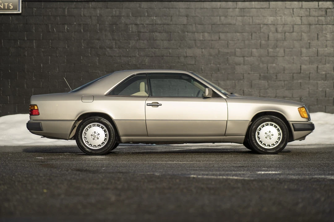 1992 Mercedes-Benz W124 E-Class - Image 8 of 31