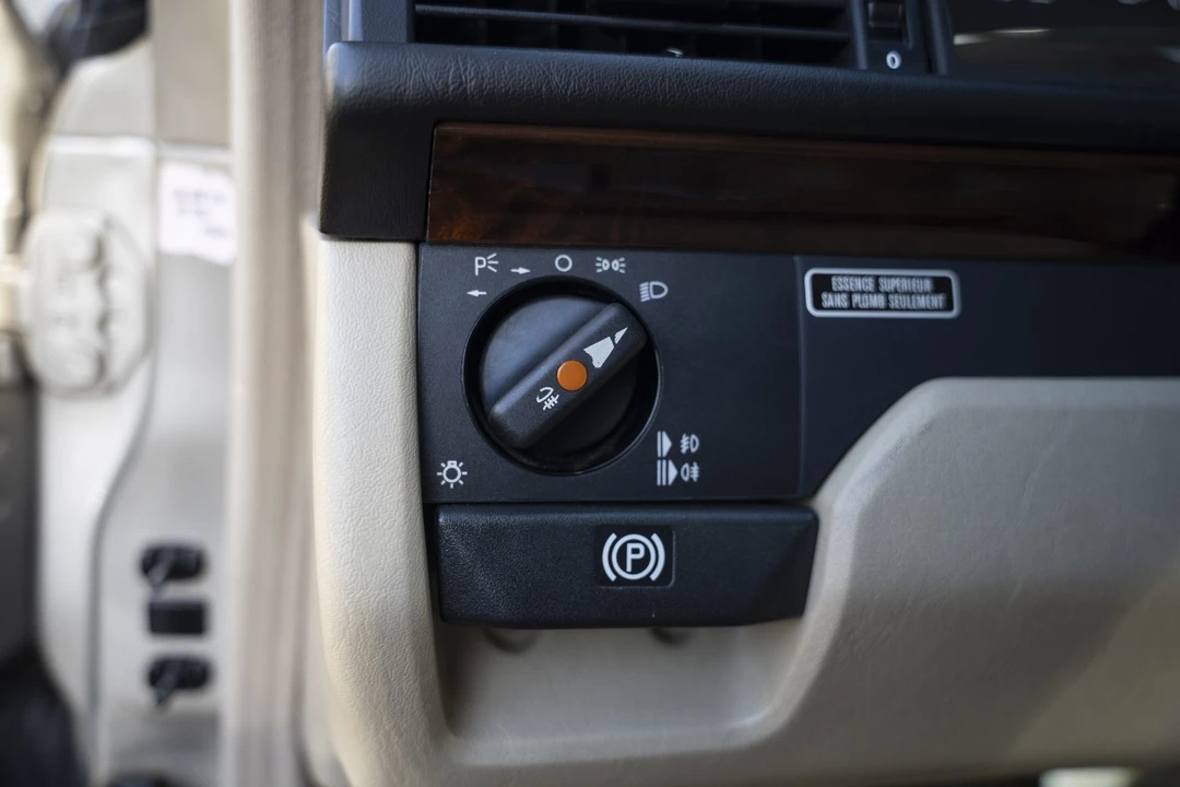 1992 Mercedes-Benz W124 E-Class - Image 24 of 31