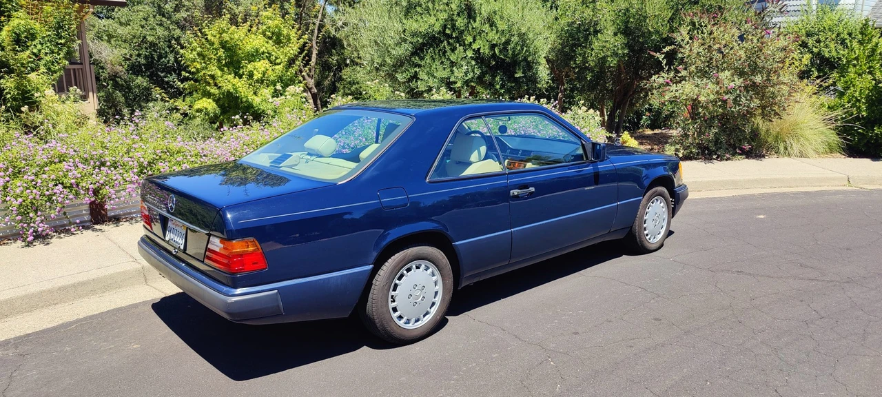 1992 Mercedes-Benz W124 E-Class - Image 8 of 31