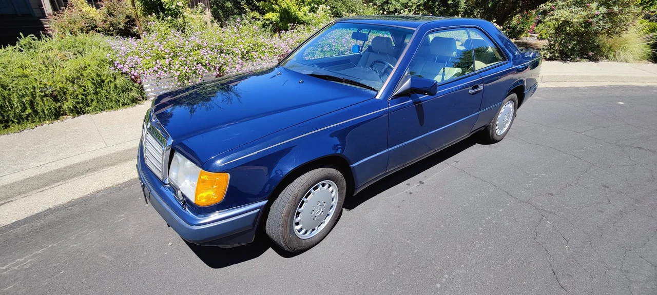 1992 Mercedes-Benz W124 E-Class - Image 2 of 31