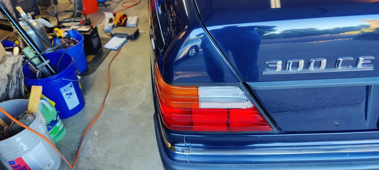 1992 Mercedes-Benz W124 E-Class - Image 23 of 31