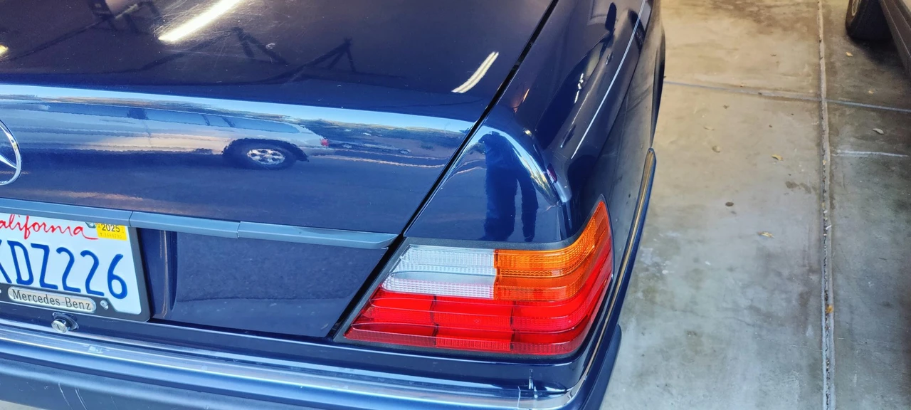1992 Mercedes-Benz W124 E-Class - Image 24 of 31