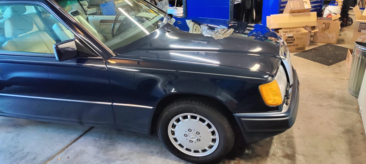 1992 Mercedes-Benz W124 E-Class - Image 28 of 31
