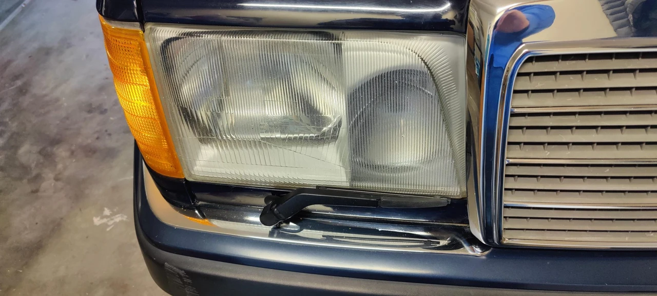 1992 Mercedes-Benz W124 E-Class - Image 31 of 31