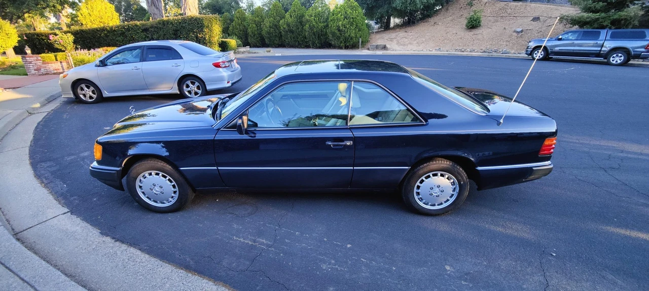 1992 Mercedes-Benz W124 E-Class - Image 12 of 31