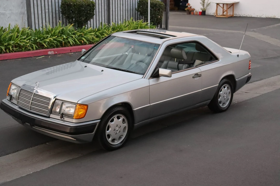 1992 Mercedes-Benz W124 E-Class - Image 6 of 31