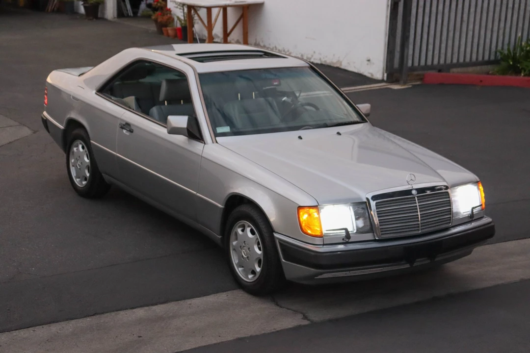 1992 Mercedes-Benz W124 E-Class - Image 21 of 31