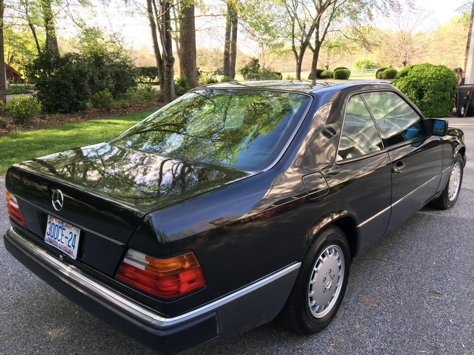 1992 Mercedes-Benz W124 E-Class - Image 30 of 31