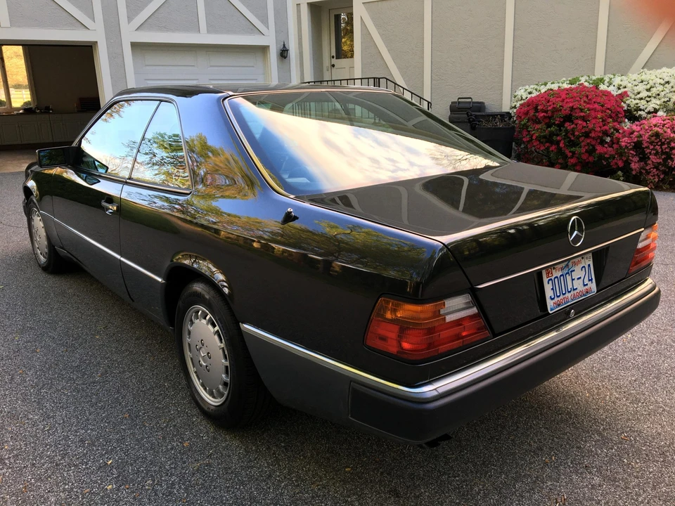 1992 Mercedes-Benz W124 E-Class - Image 21 of 31