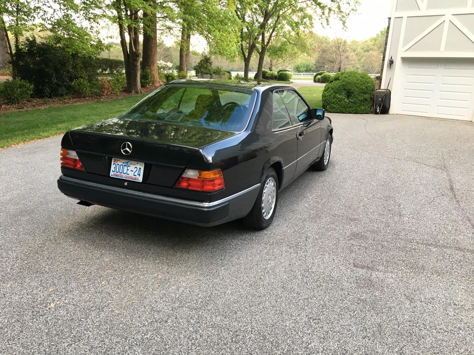 1992 Mercedes-Benz W124 E-Class - Image 29 of 31
