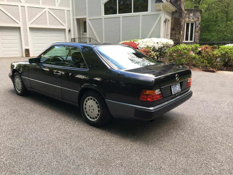 1992 Mercedes-Benz W124 E-Class - Image 22 of 31