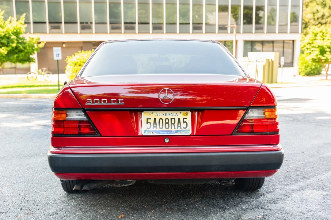 1992 Mercedes-Benz W124 E-Class - Image 6 of 31