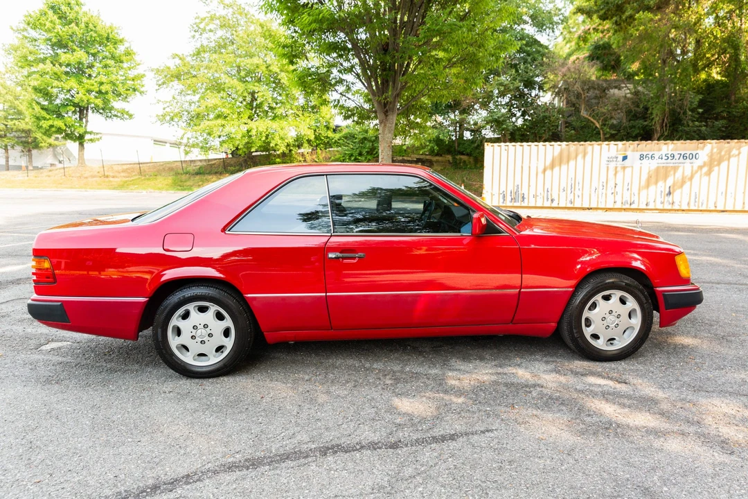 1992 Mercedes-Benz W124 E-Class - Image 4 of 31