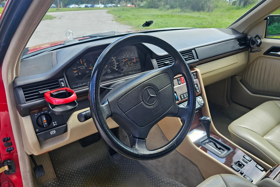 1992 Mercedes-Benz W124 E-Class - Image 31 of 31