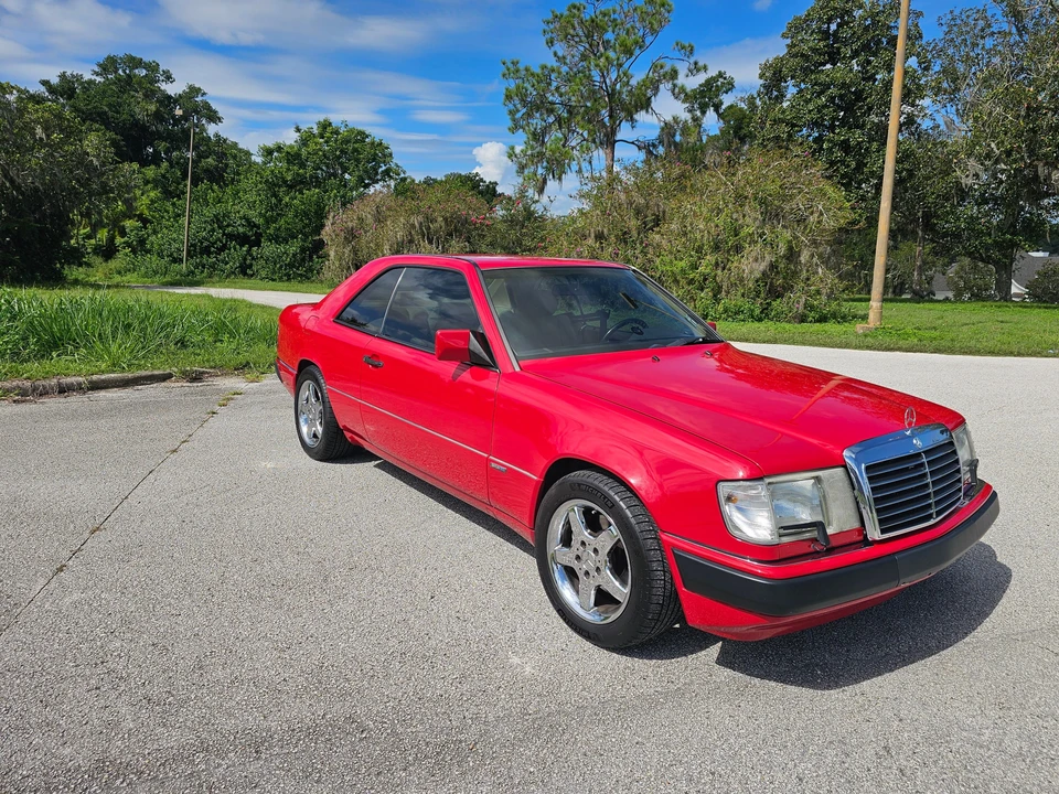 1992 Mercedes-Benz W124 E-Class - Image 15 of 31