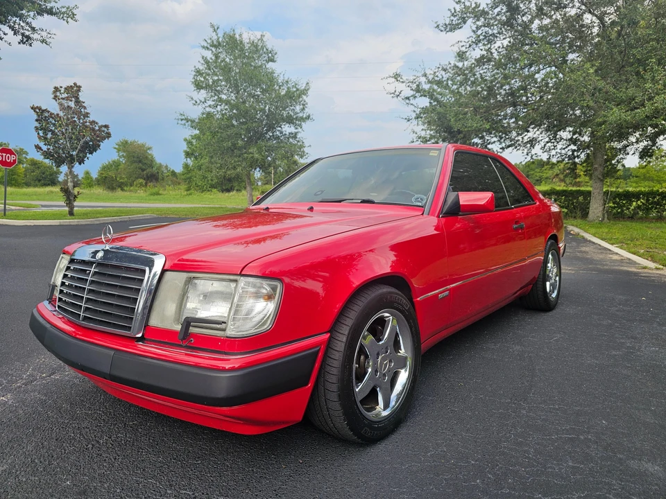 1992 Mercedes-Benz W124 E-Class - Image 10 of 31