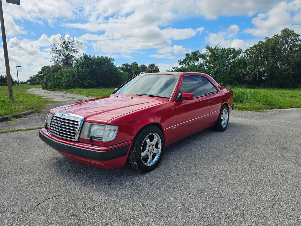 1992 Mercedes-Benz W124 E-Class - Image 11 of 31