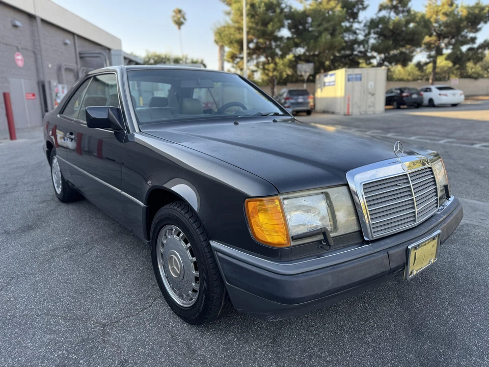 1992 Mercedes-Benz W124 E-Class - Image 18 of 31