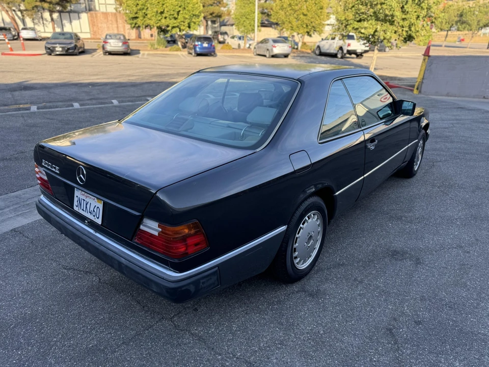 1992 Mercedes-Benz W124 E-Class - Image 13 of 31