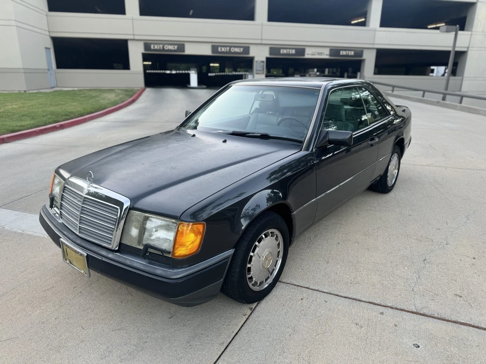 1992 Mercedes-Benz W124 E-Class - Image 21 of 31
