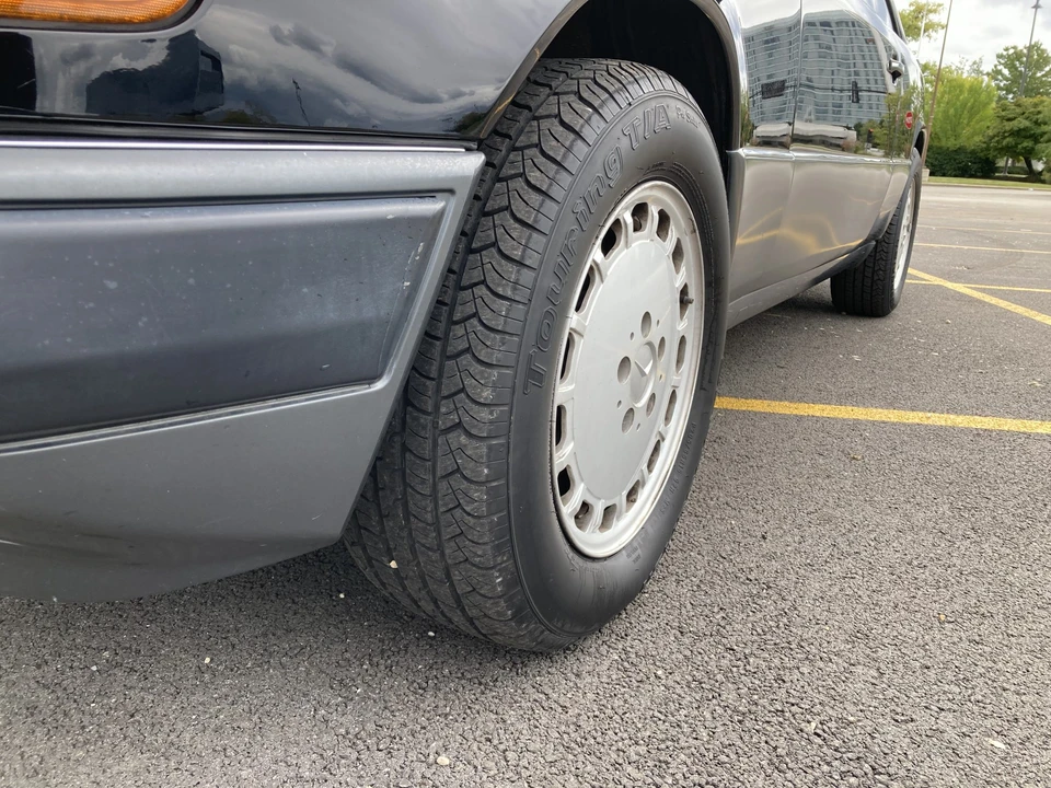 1992 Mercedes-Benz W124 E-Class - Image 24 of 31