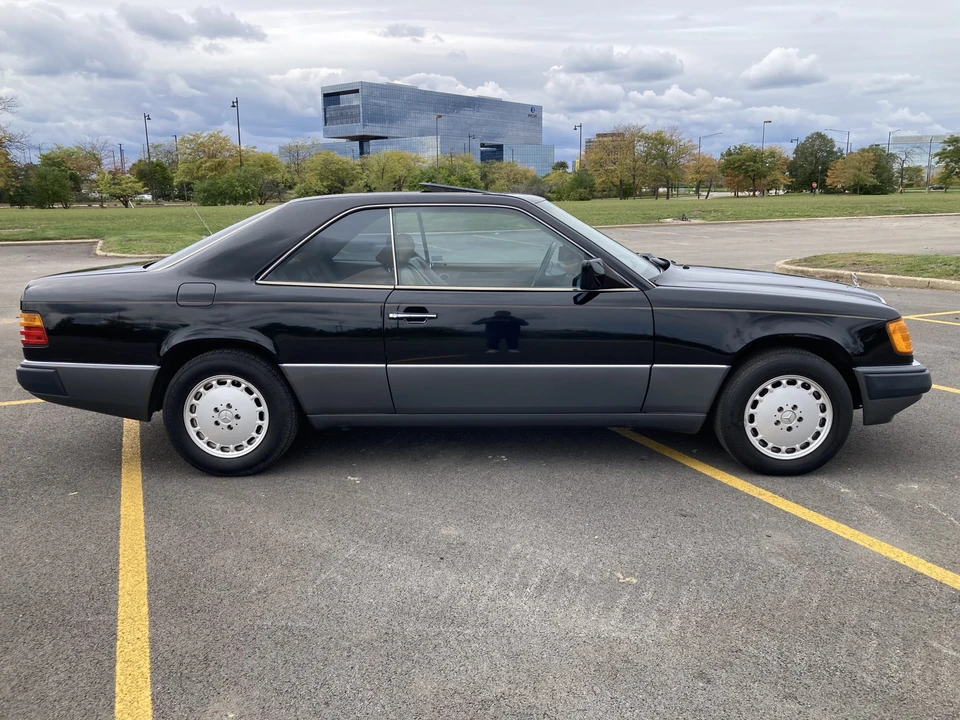 1992 Mercedes-Benz W124 E-Class - Image 5 of 31