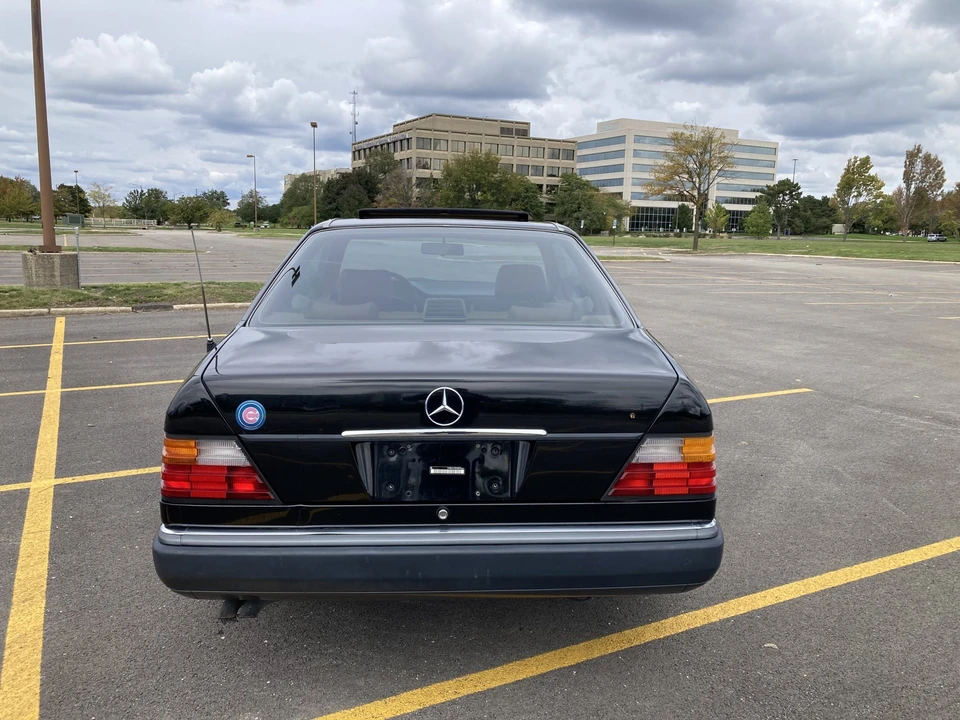 1992 Mercedes-Benz W124 E-Class - Image 7 of 31