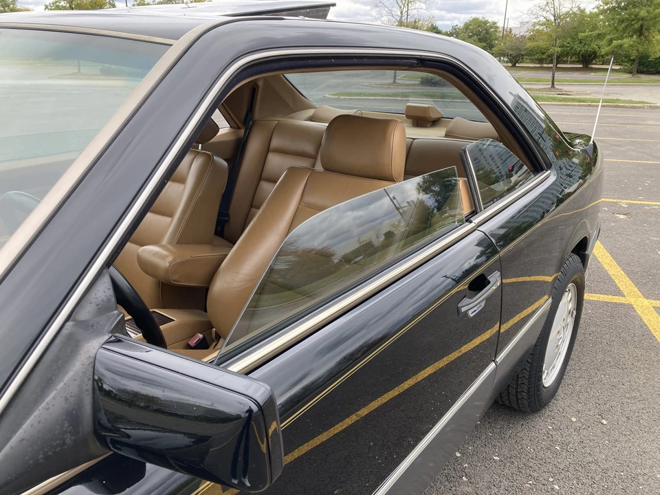 1992 Mercedes-Benz W124 E-Class - Image 11 of 31