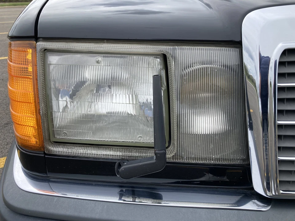 1992 Mercedes-Benz W124 E-Class - Image 14 of 31