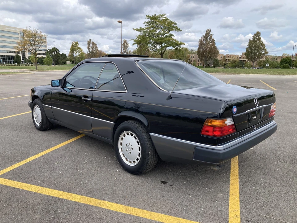 1992 Mercedes-Benz W124 E-Class - Image 8 of 31