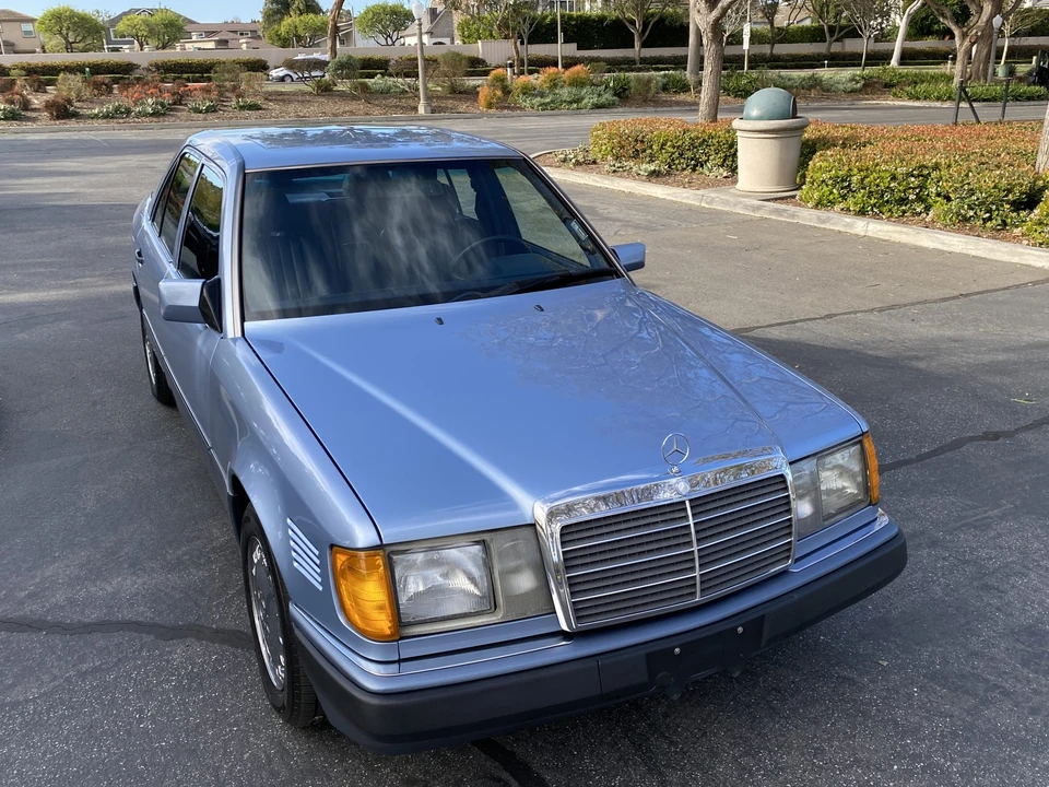 1992 Mercedes-Benz W124 E-Class - Image 3 of 31