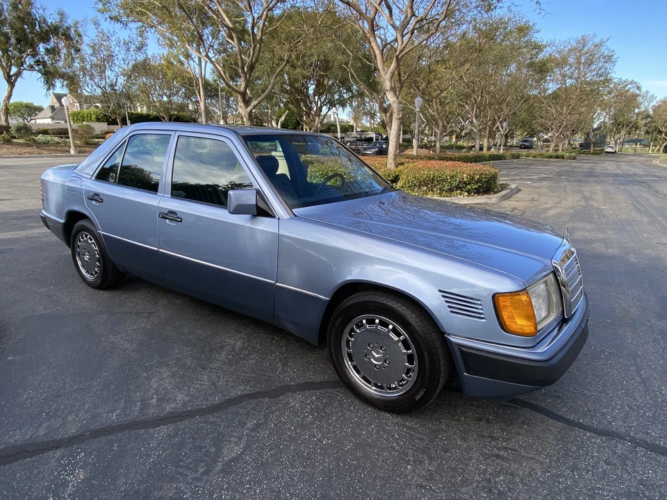 1992 Mercedes-Benz W124 E-Class - Image 5 of 31