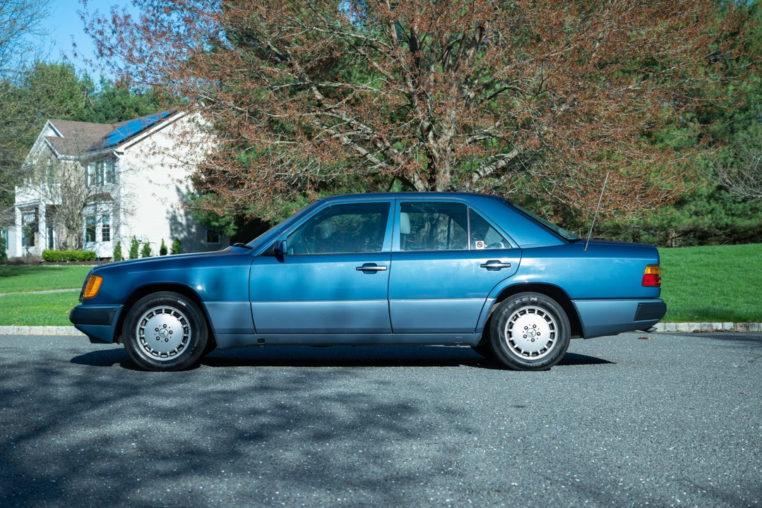1992 Mercedes-Benz W124 E-Class - Image 7 of 31