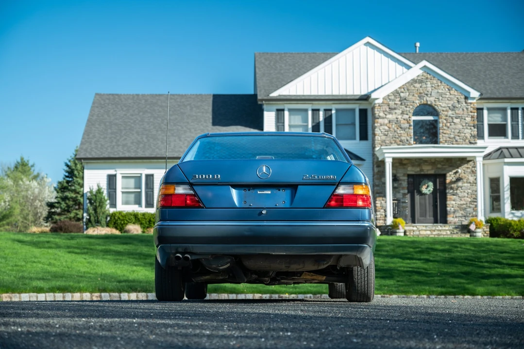 1992 Mercedes-Benz W124 E-Class - Image 9 of 31
