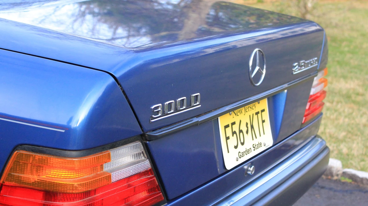 1992 Mercedes-Benz W124 E-Class - Image 24 of 31