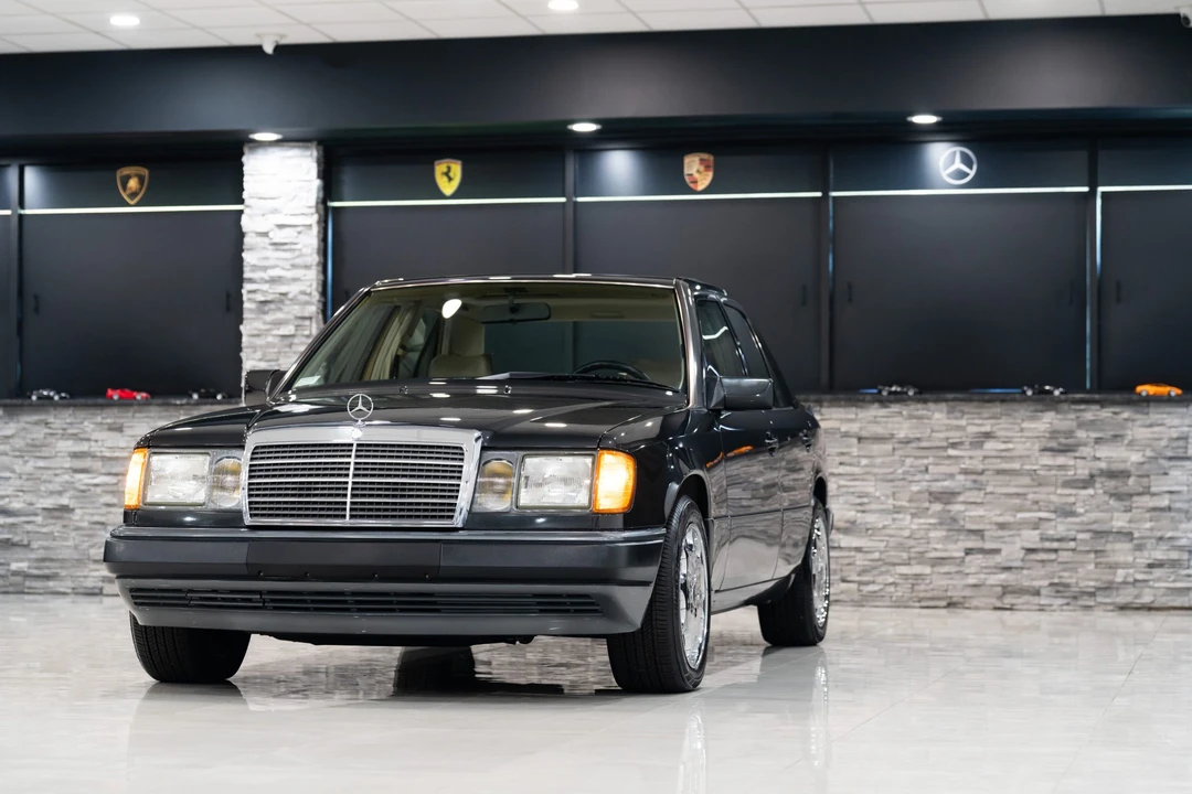 1992 Mercedes-Benz W124 E-Class - Image 3 of 31