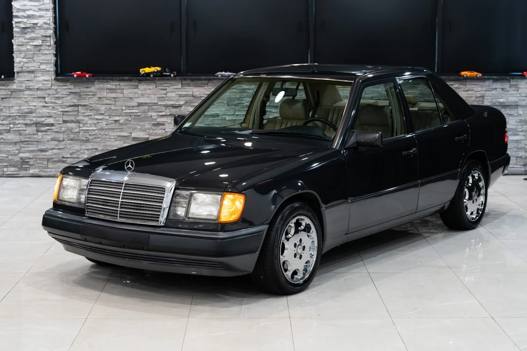 1992 Mercedes-Benz W124 E-Class - Image 6 of 31