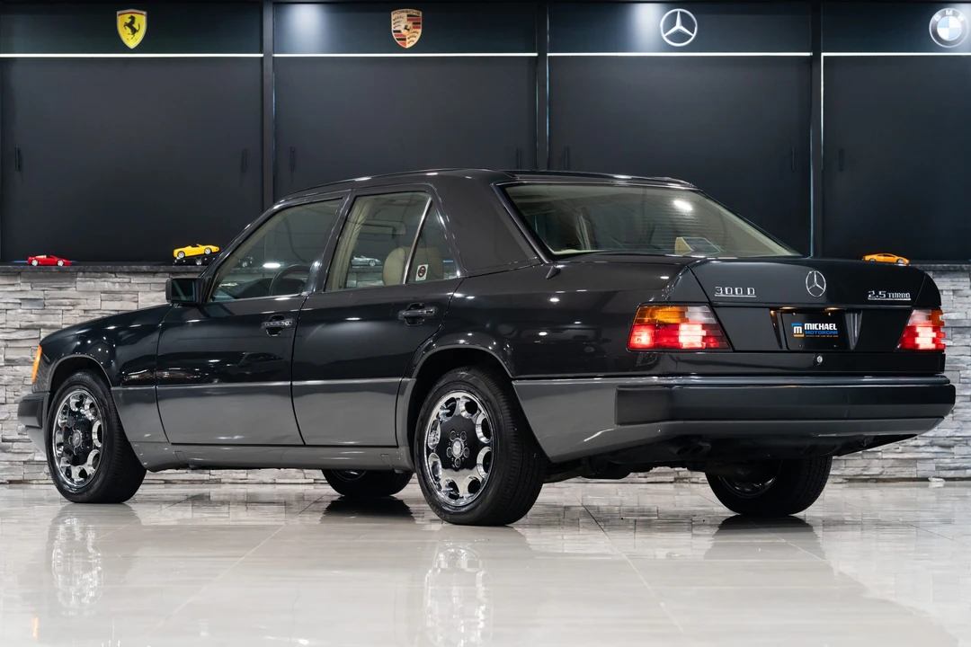 1992 Mercedes-Benz W124 E-Class - Image 18 of 31