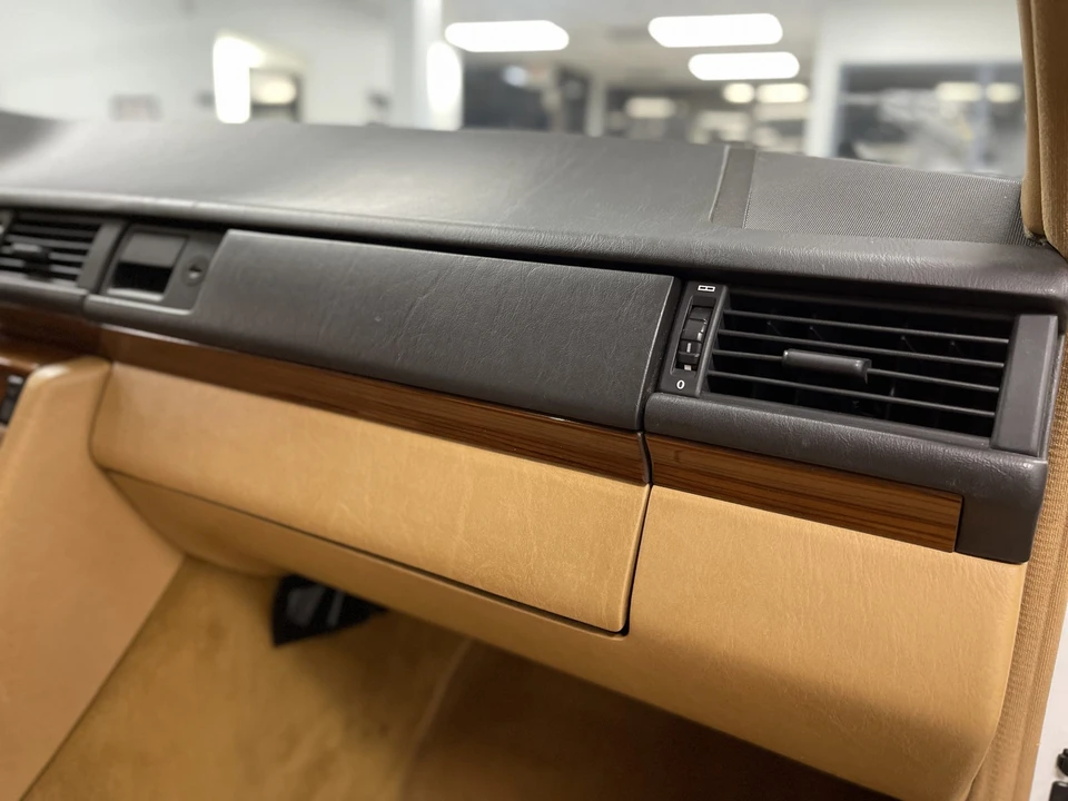 1992 Mercedes-Benz W124 E-Class - Image 28 of 31