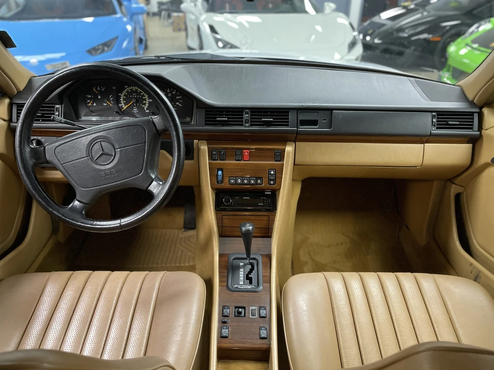 1992 Mercedes-Benz W124 E-Class - Image 21 of 31