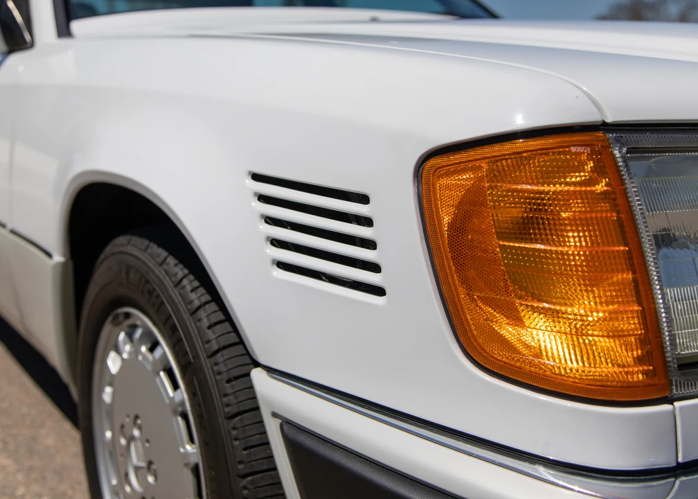 1992 Mercedes-Benz W124 E-Class - Image 20 of 31